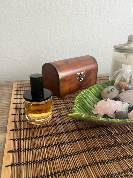 RARE White Peacock Lily by D.S. & Durga 50ml like new, discontinued - Picture 7 of 15